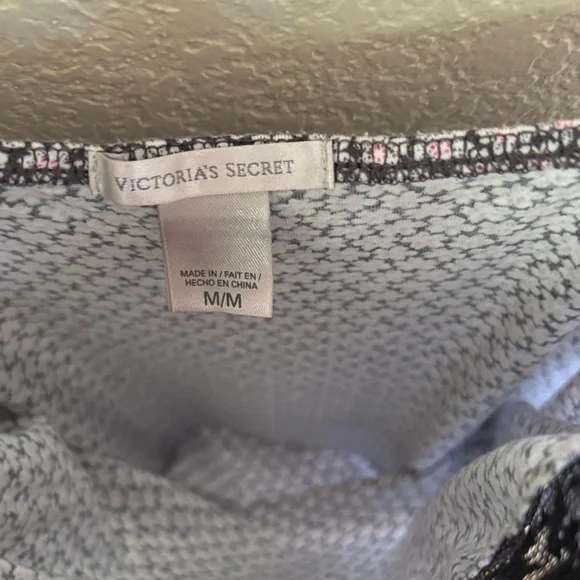 Victoria's Secret Black and Gray Lace Cami - Picture 2 of 3